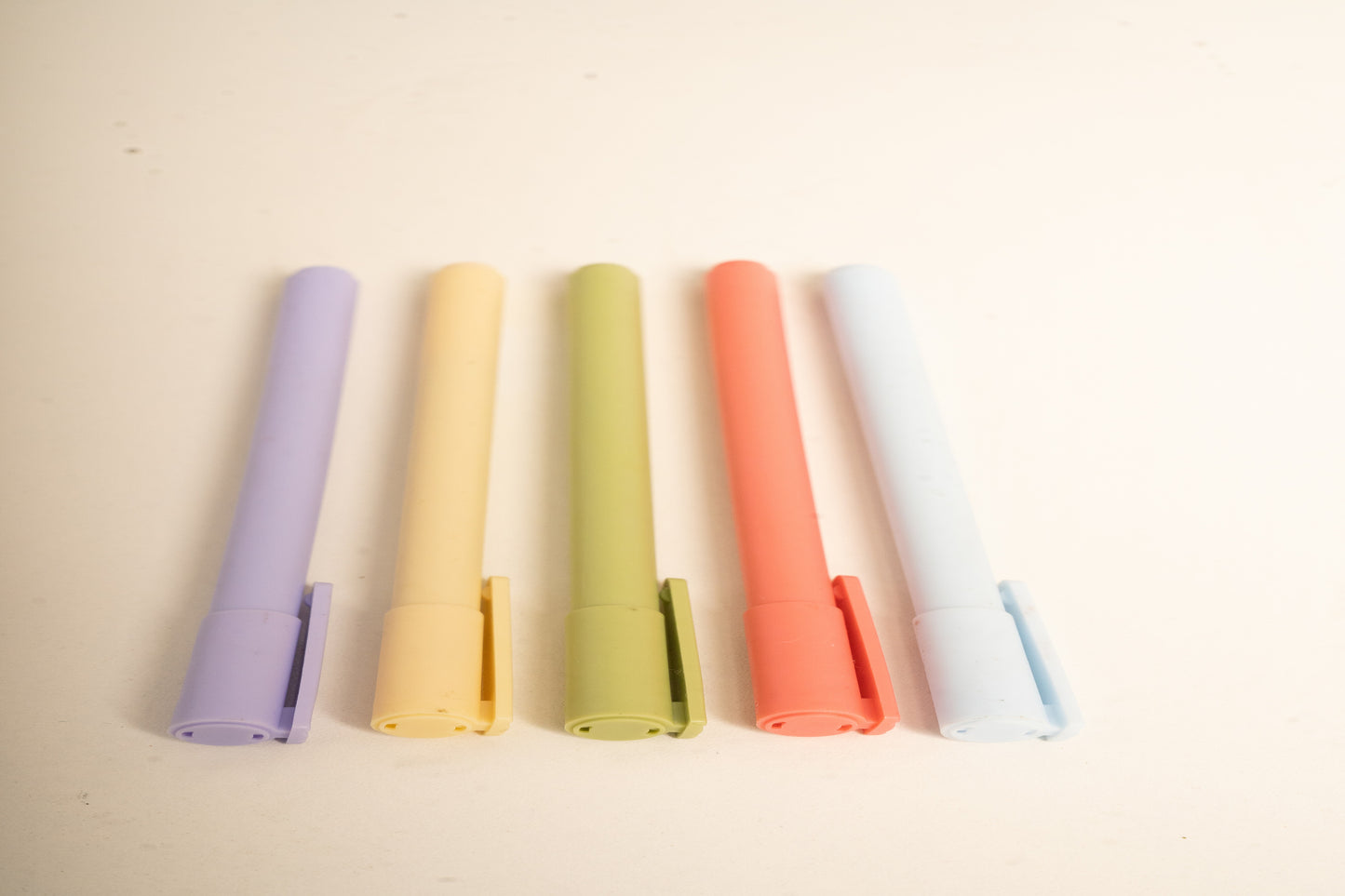 Multicolored Pen Set