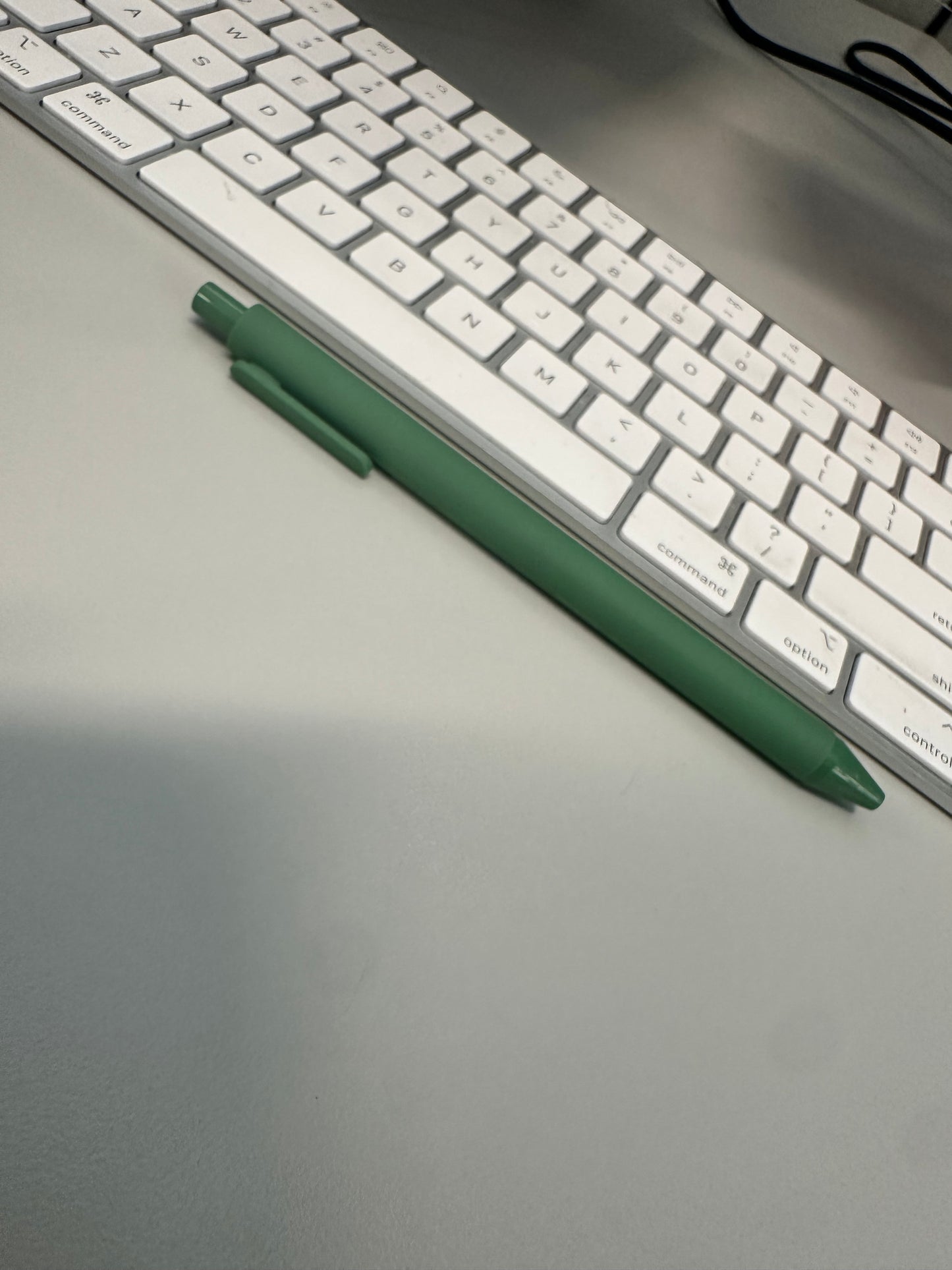 Green Click Gel Pens