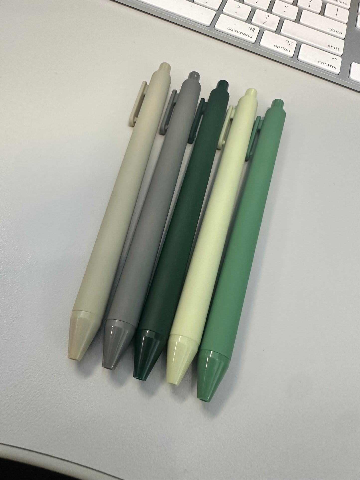 Green Click Gel Pens